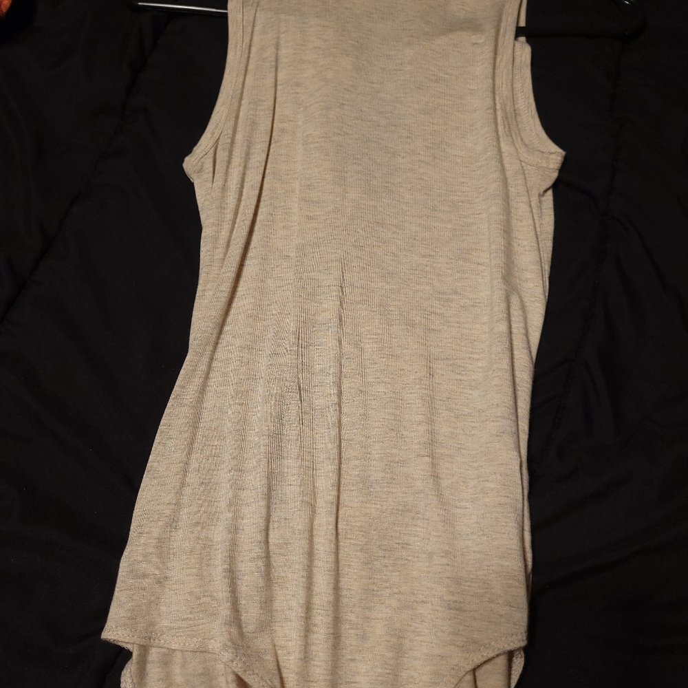 Top - Picture 4 of 4